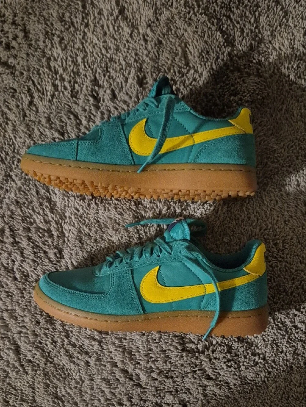 Nike Green & Yellow Low-Profile Sneakers